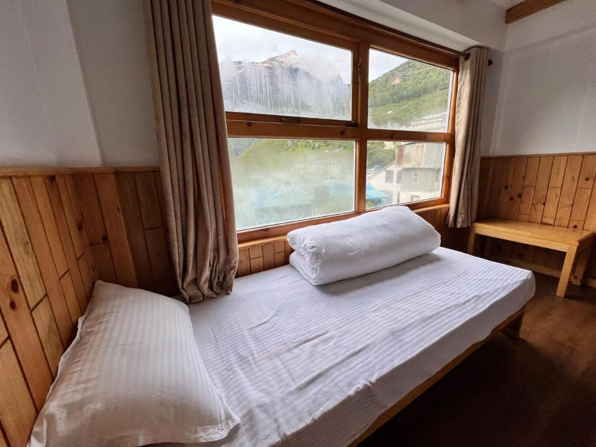 Hotel Camp De Base Namche Bagian luar foto